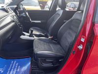 Used Suzuki Vitara SZ5 120 HP (88 kW) 2015 Red SUV