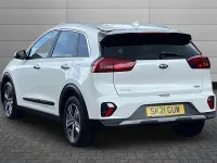 Used Kia Niro 139 HP (102 kW) 2021 White SUV