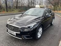 Used Infiniti Q30 Business Executive 109 HP (80 kW) 2016 Black Hatchback