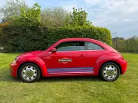 Begagnad VW Beetle Design 105 HK (77 kW) 2014 Röd Halvkombi