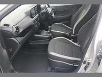 Used Hyundai i10 SE 65 HP (47 kW) 2023 Silver Hatchback