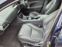 Used Jaguar XE Portfolio 180 HP (132 kW) 2017 Blue Sedan