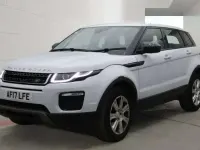 Used Land Rover Range Rover evoque SE 2017 White Estate