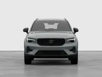 New Volvo XC40 Plus 197 HP (144 kW) 2026 Crystal white SUV