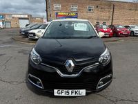 Usado Renault Captur Dynamique 90 HP (66 kW) 2015 Preto SUV