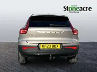 Used Volvo XC40 Ultimate 197 HP (144 kW) 2023 Gold SUV