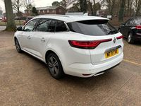 Used Renault Mégane GrandTour Iconic 115 HP (84 kW) 2022 White Estate