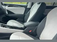 Used VW Tiguan Elegance 150 HP (110 kW) 2025 Green SUV