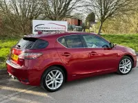 Used Lexus CT200h 136 HP (100 kW) 2014 Red Hatchback