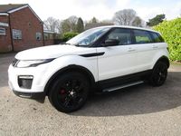 Used Land Rover Range Rover evoque SE 2015 White Estate