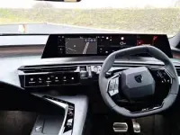 Neu Peugeot 5008 Allure 145 PS (106 kW) 2025 Grau SUV