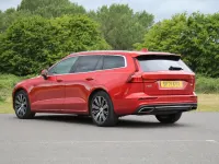 Used Volvo V60 Inscription 160 HP (117 kW) 2021 Red Estate