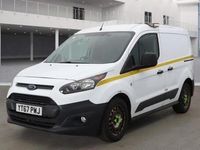 Gebraucht Ford Transit Connect 101 PS (74 kW) 2017 Weiß Van / Kleinbus