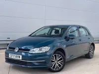 Used VW Golf VII SE 125 HP (91 kW) 2017 Green Hatchback