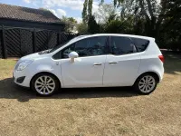 Used Vauxhall Meriva 2012 White MPV