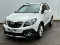 Used Vauxhall Mokka 140 HP (102 kW) 2016 White SUV