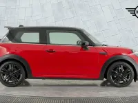 Usado Mini Cooper Hatch 134 HP (98 kW) 2022 Vermelho Citadino