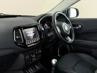Begagnad Jeep Compass Limited 140 HK (102 kW) 2021 SUV