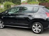 Begagnad Peugeot 3008 Allure 2015 Svart Kombi