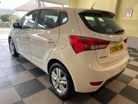 Used Hyundai ix20 Active 90 HP (66 kW) 2012 White Hatchback