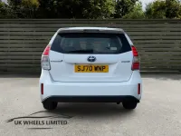 Usado Toyota Prius+ 2021 Branco Monovolume