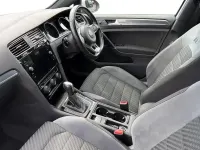 Used VW Golf VIII R-line Edition 147 HP (108 kW) 2020 White Hatchback