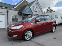 Used Ford Grand C-Max Titanium 120 HP (88 kW) 2017 Red MPV