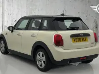 Used Mini Cooper Classic 134 HP (98 kW) 2020 White Hatchback