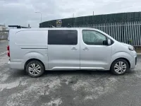 Używany Peugeot Expert 2019 Srebrny Van