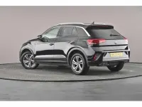 Usado VW T-Roc 150 HP (110 kW) 2023 SUV