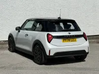 Used Mini Cooper S Exclusive 204 HP (150 kW) 2025 White Hatchback