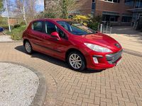 Used Peugeot 308 95 HP (69 kW) 2009 Red Hatchback