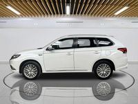 Used Mitsubishi Outlander P-HEV 209 HP (153 kW) 2019 White SUV