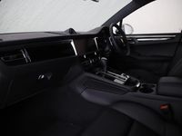 Used Porsche Macan 265 HP (194 kW) 2025 Grey SUV