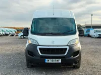 Used Peugeot Boxer 130 HP (95 kW) 2018 White Van