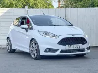 Used Ford Fiesta ST 182 HP (133 kW) 2014 White Hatchback