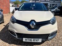 Used Renault Captur Dynamique 90 HP (66 kW) 2016 Cream/black SUV