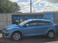 Used Renault Mégane GrandTour Dynamique 110 HP (80 kW) 2014 Blue Estate