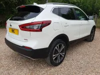 Used Nissan Qashqai N-Connecta 115 HP (84 kW) 2018 White SUV