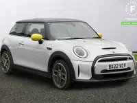 Używany Mini Cooper S Level 1 135 kW (184 KM) 2022 Srebrny Hatchback