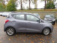 used Hyundai i10 PREMIUM Hatchback