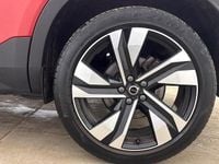 Used Volvo XC40 Ultra 161 HP (118 kW) 2025 Red SUV