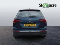 Second-hand VW Tiguan Life 150 CP (110 kW) 2022 Albastru SUV