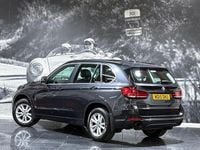 Begagnad BMW X5 Comfort Edition 2015 Grå SUV