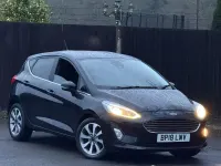 Używany Ford Fiesta Zetec 2018 Czarny Hatchback