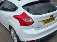 Used Ford Focus Zetec 2014 White Hatchback