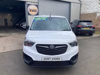 Used Vauxhall Combo 100 HP (73 kW) 2023 White MPV