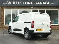 Used Peugeot Partner Premium 131 HP (96 kW) 2022 White MPV