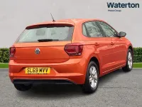 Used VW Polo SE 65 HP (47 kW) 2019 Orange Hatchback
