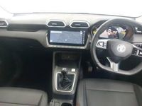 Used MG ZS SE 115 HP (84 kW) 2025 White SUV